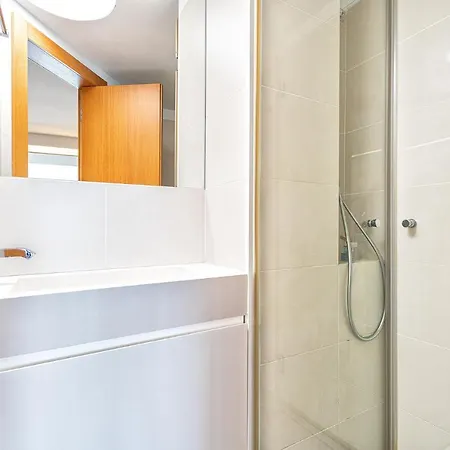 Luxury First Line Apartment. Salinetas