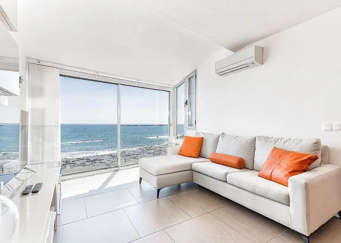 Luxury First Line Apartment. 公寓 Salinetas