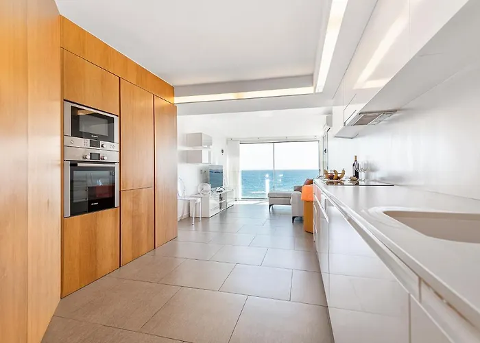 Apartman Luxury First Line Apartment. *